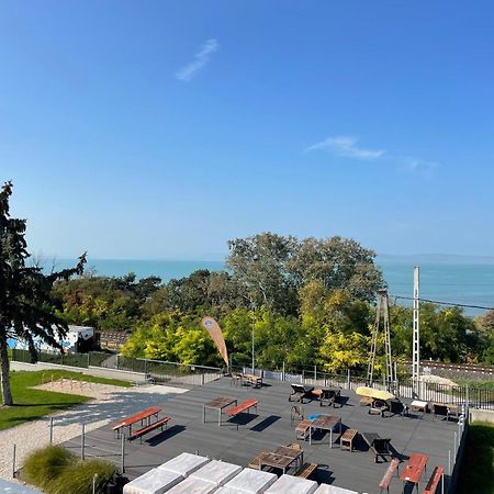 Hedon Brewing Helmut Apartment - 200 Meter To The Beach Balatonvilágos Екстериор снимка