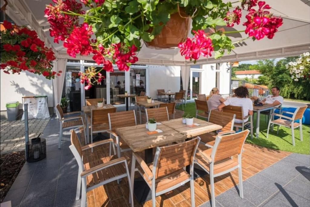 Hedon Brewing Helmut Apartment - 200 Meter To The Beach Balatonvilágos Екстериор снимка