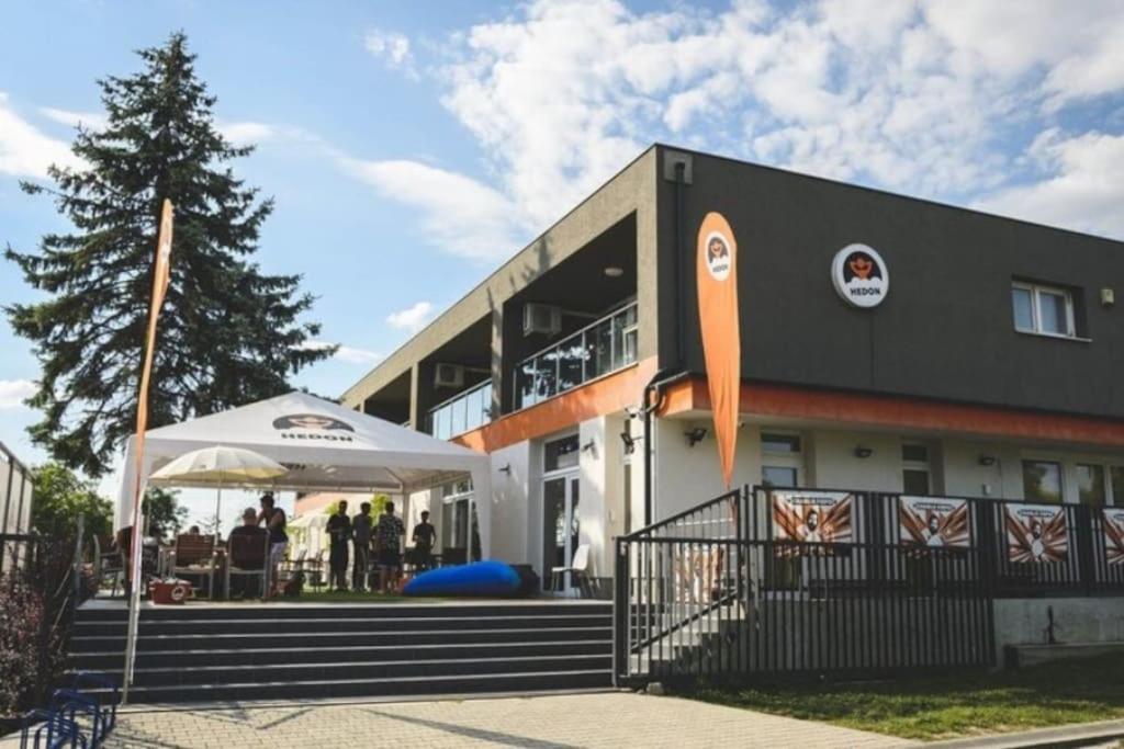 Hedon Brewing Helmut Apartment - 200 Meter To The Beach Balatonvilágos Екстериор снимка