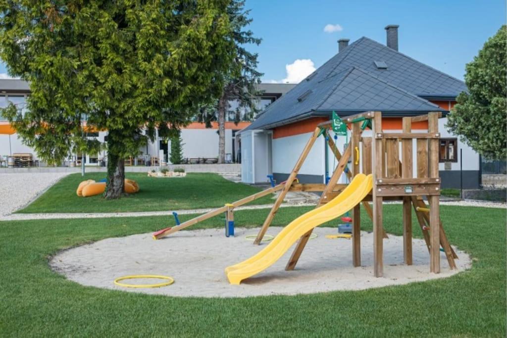 Hedon Brewing Helmut Apartment - 200 Meter To The Beach Balatonvilágos Екстериор снимка