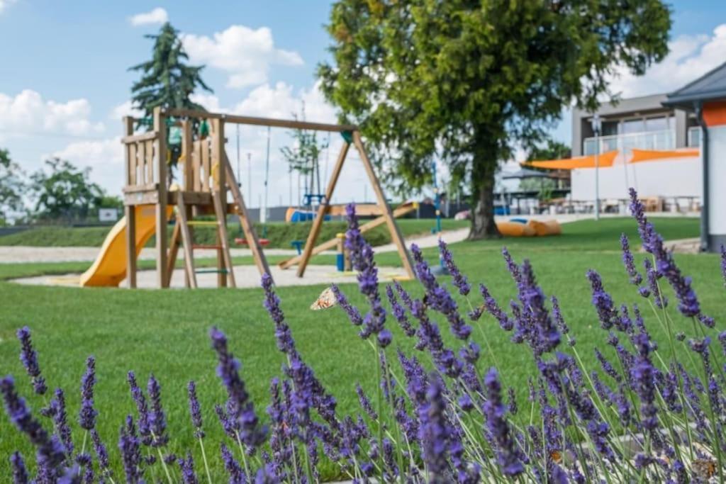 Hedon Brewing Helmut Apartment - 200 Meter To The Beach Balatonvilágos Екстериор снимка